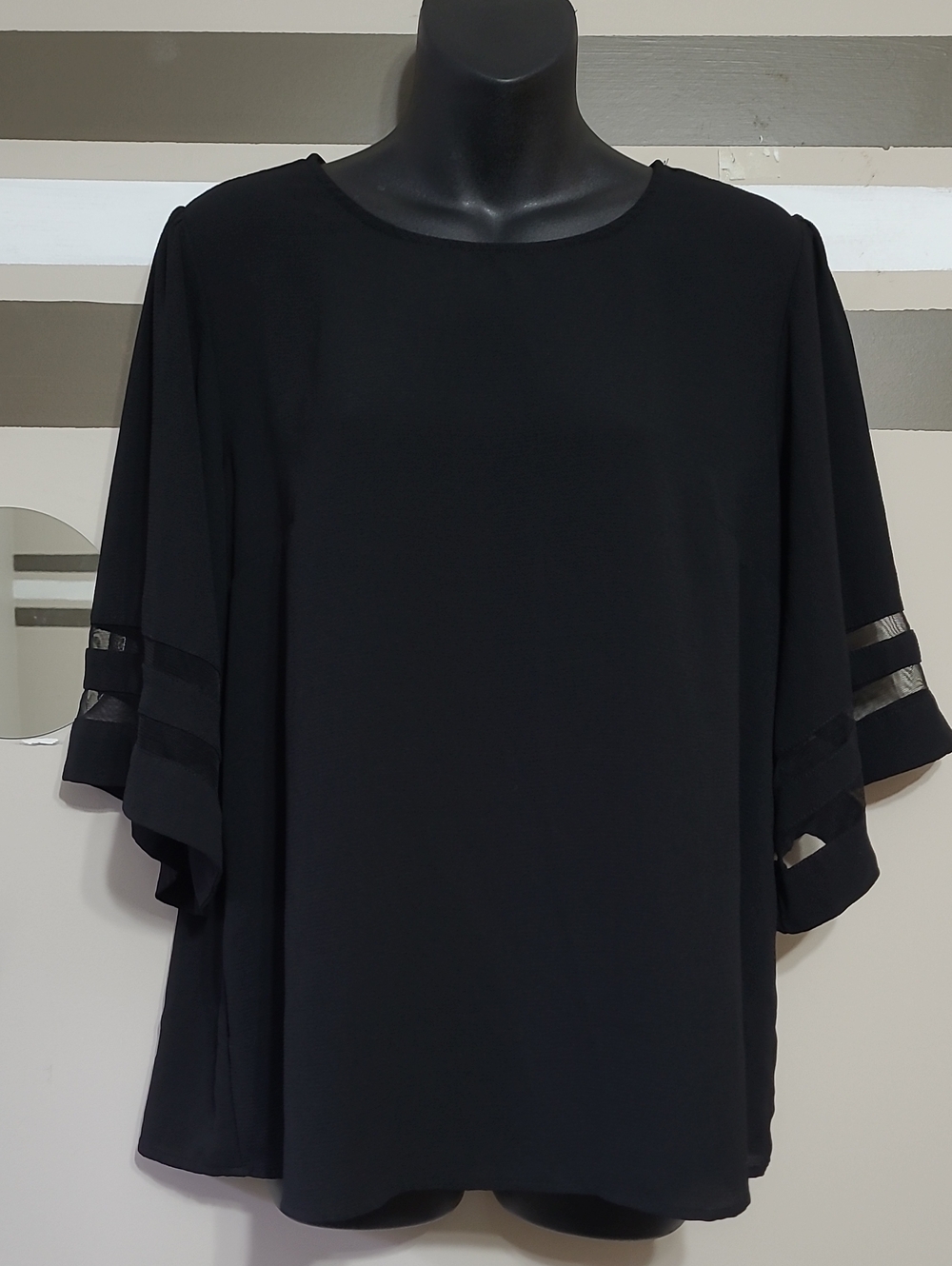 ⭐️ Maurices Black Flutter Sleeve Blouse with Sheer Trim Sz Med